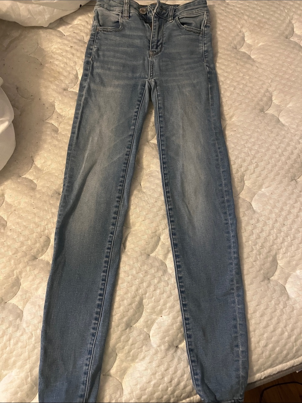 American Eagle Outfitters Light Blue Skinny Jeans